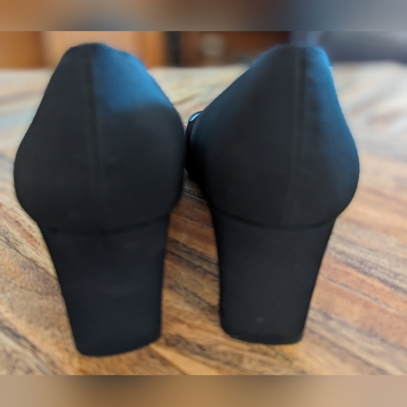 Nina Black pumps with block heel size 6.5 - Picture 3 of 3